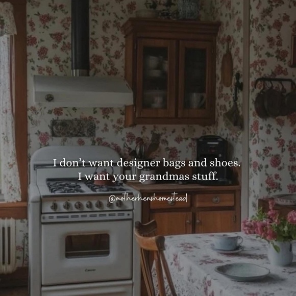 Surprise Thrifted Box I - Picture 1 of 1